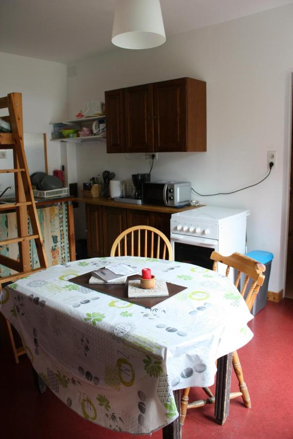 Petit Studio, Bien Equipe, A La Campagne Marcoux  Экстерьер фото